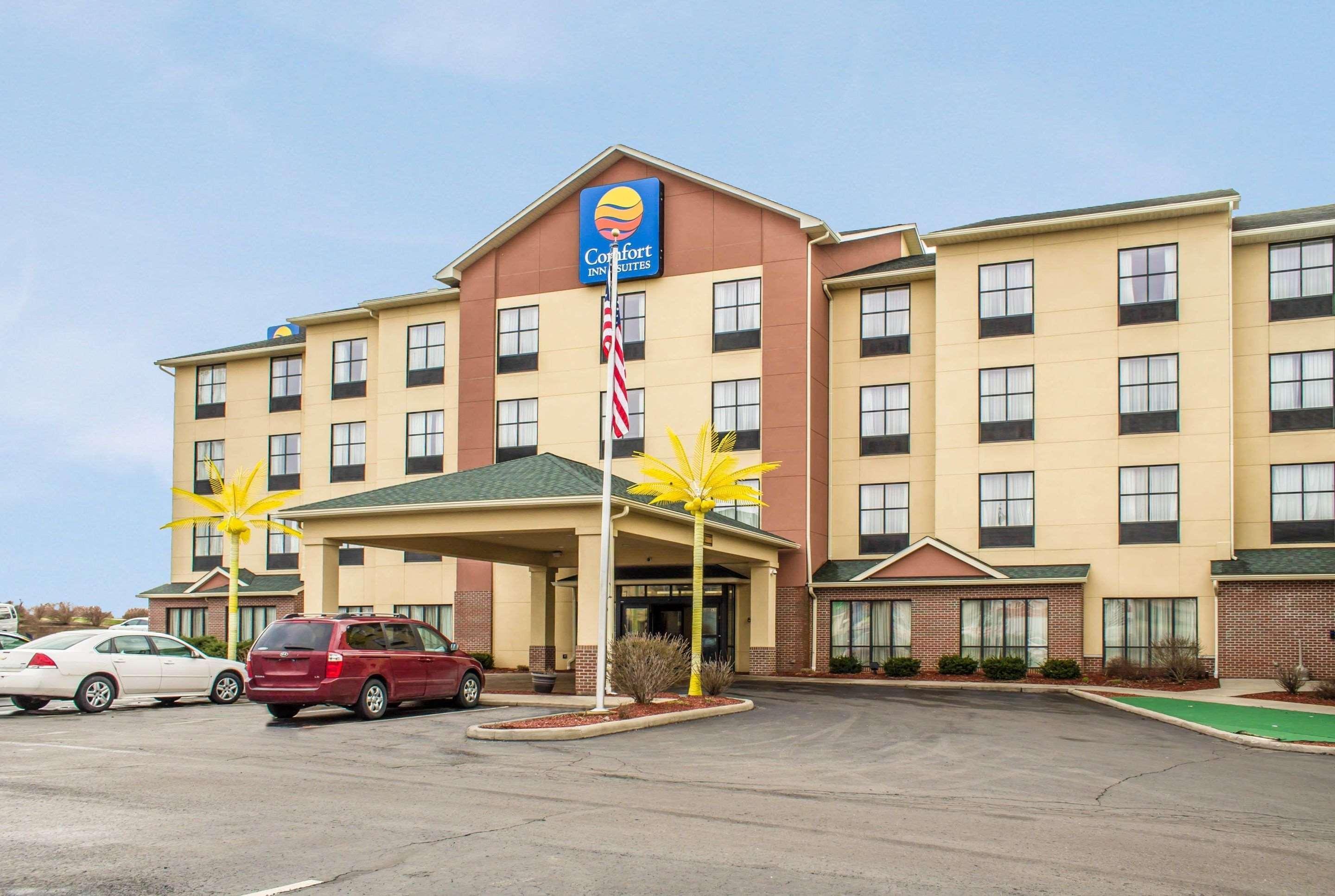 Comfort Inn & Suites Kent - University Area Exteriér fotografie